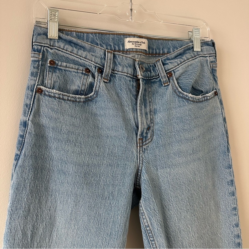 Abercrombie The 90s Straight Leg Mid Rise Jean Women’s Size 27 Light Wash Jeans - Picture 5 of 12